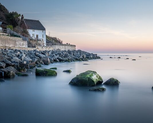 Czy wyłączony telewizor promieniuje?