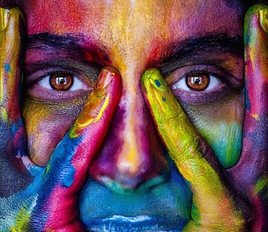 Co jest dobre pod oczy?