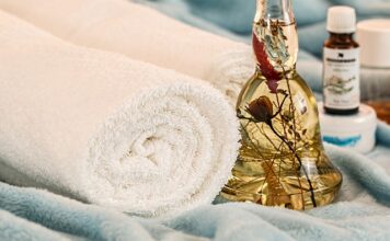 Co najbardziej odmładza twarz? Co najbardziej odmładza twarz?